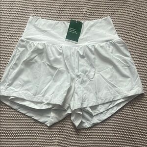 HALARA Women's Athletic Shorts - White